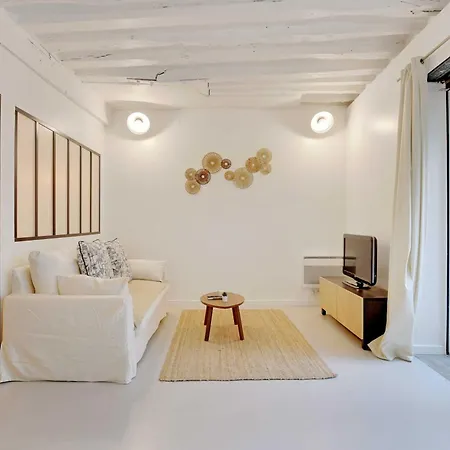 Elegant -2br-4p- Le Marais *